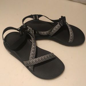 Women’s size 10 chacos